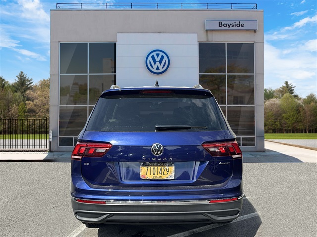 2022 Volkswagen Tiguan SE photo 3