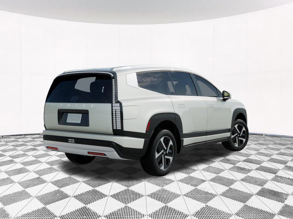 2026 Hyundai Ioniq SE photo 2