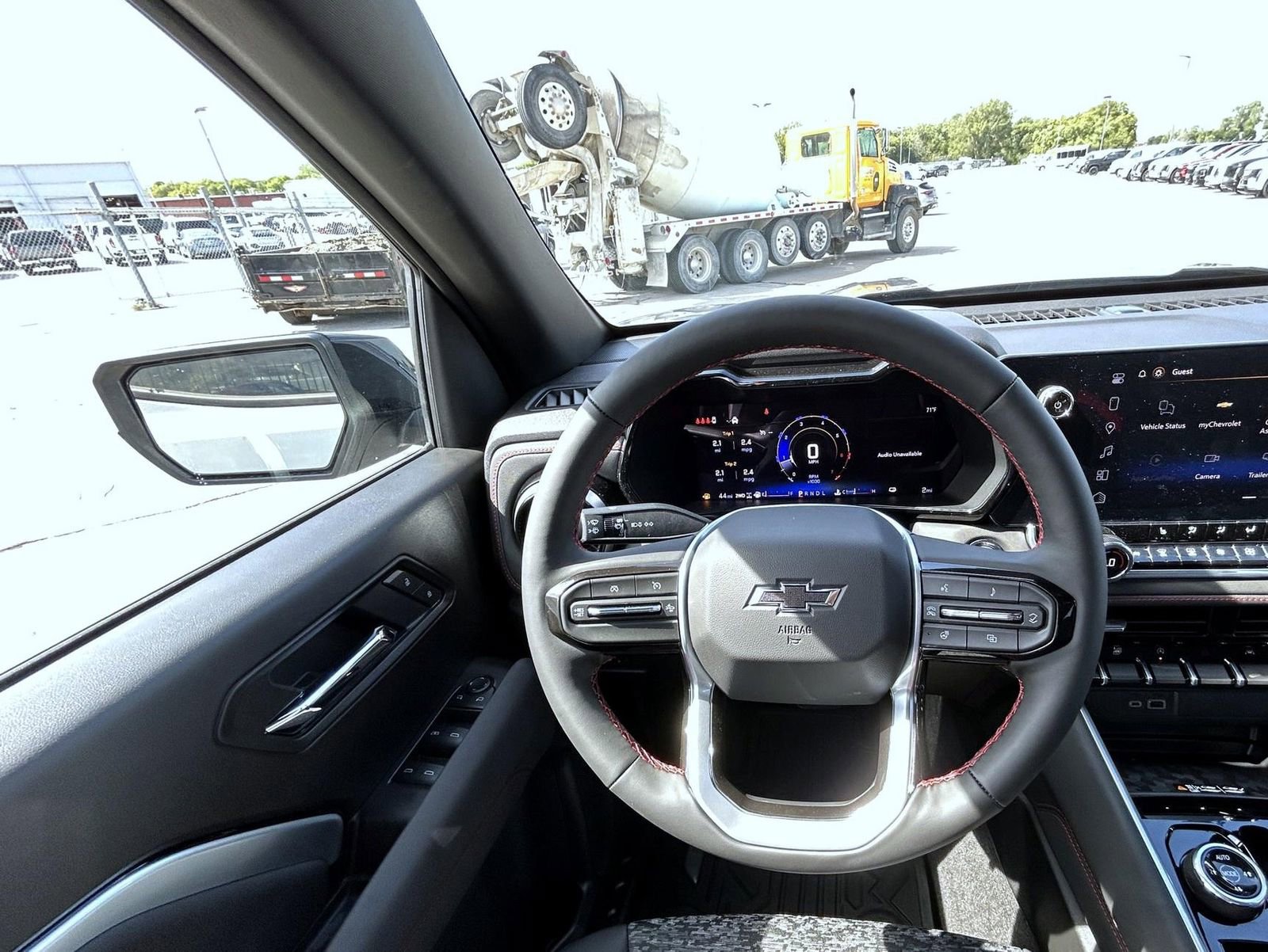 2026 Chevrolet Colorado Z71 photo 13