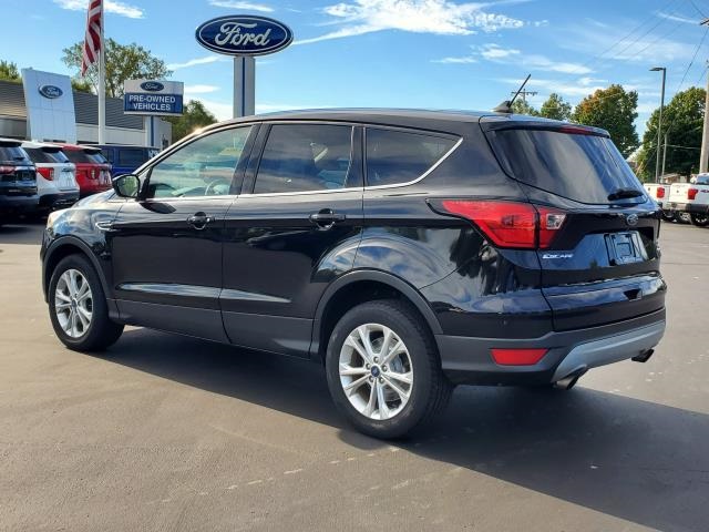 2019 Ford Escape SE photo 4