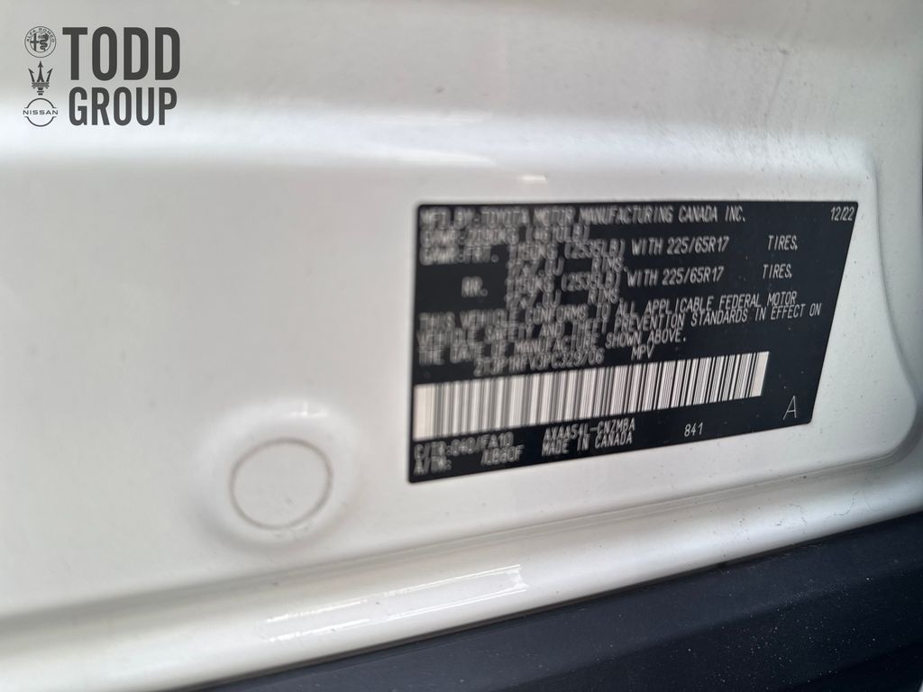2023 Toyota RAV4 XLE photo 24