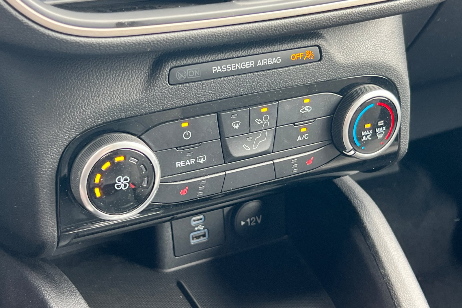 2022 Ford Escape SE photo 14