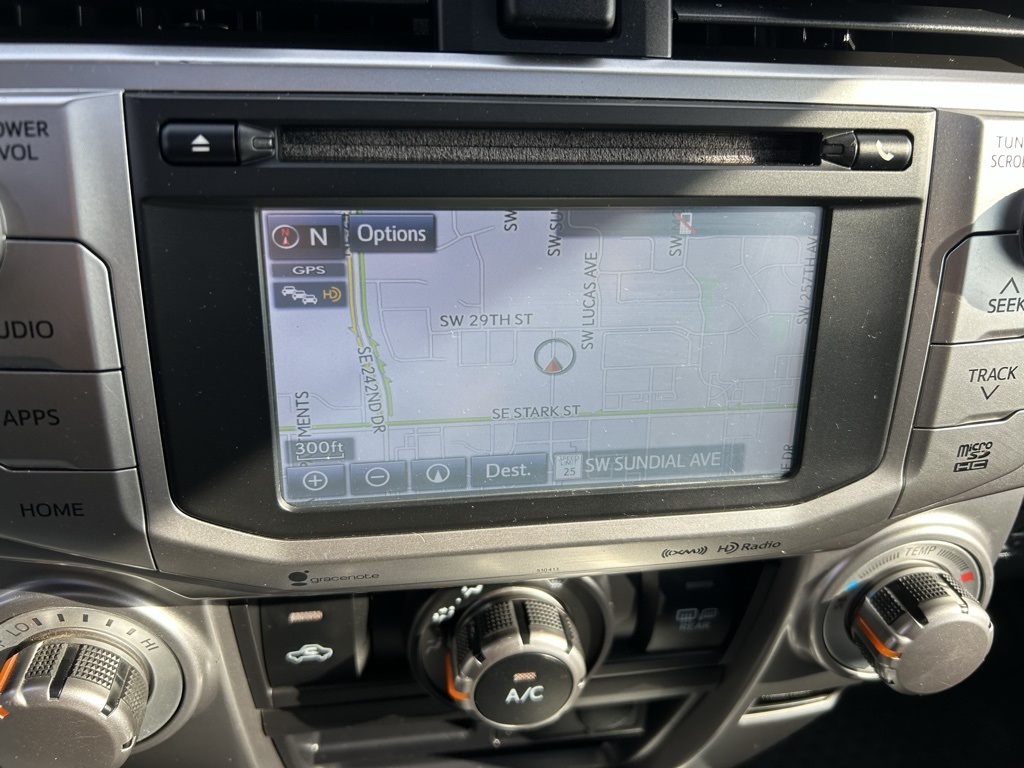 2019 Toyota 4Runner SR5 Premium photo 17