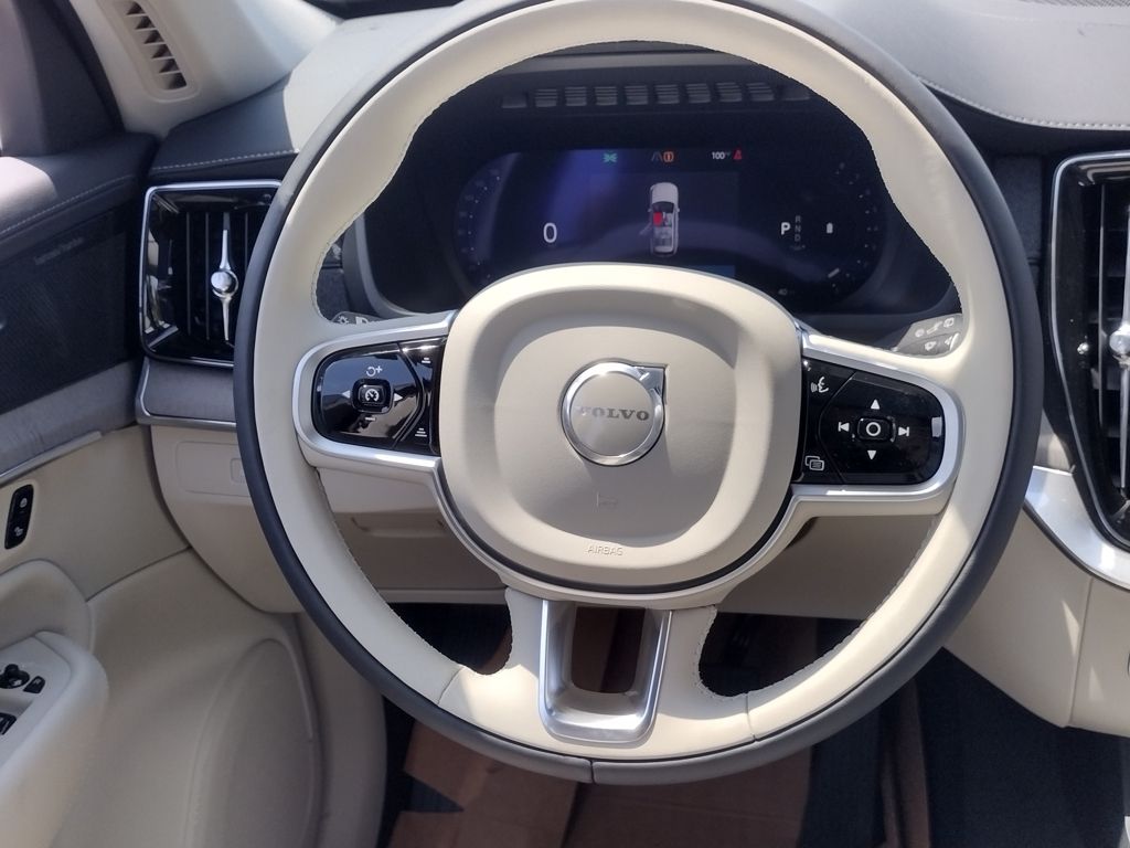 2026 VOLVO XC90 - Image 26