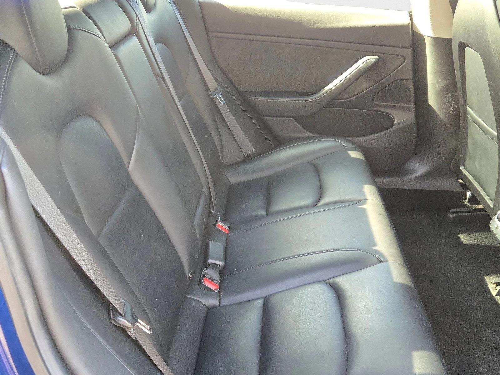 2019 Tesla Model 3 Standard Range Plus photo 17