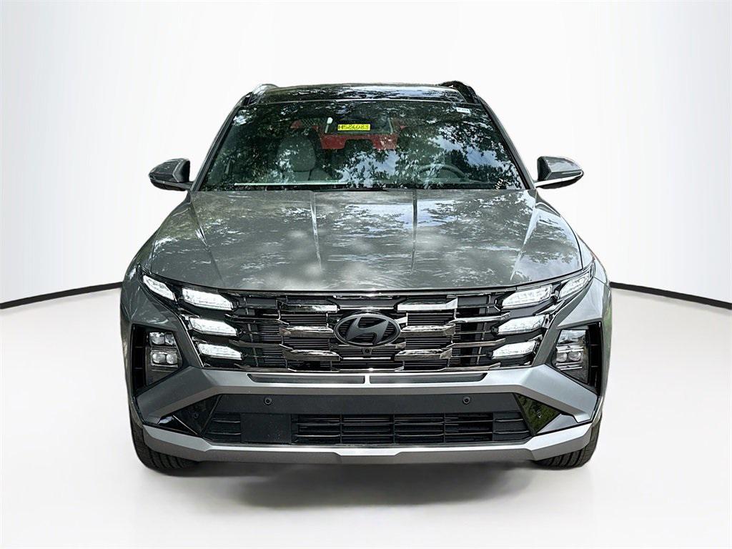 2025 Hyundai Tucson Limited photo 2