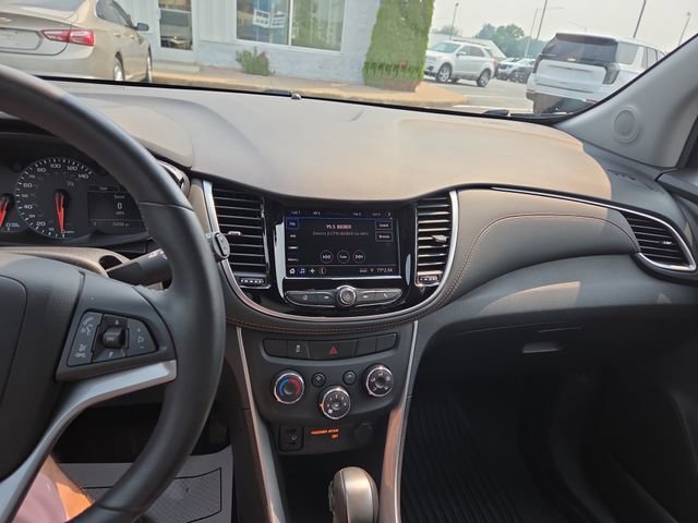 2022 Chevrolet Trax LT photo 12