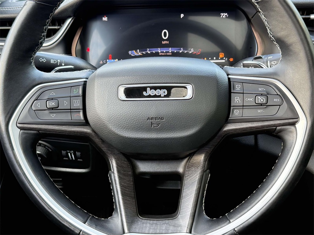 2022 Jeep Grand Cherokee Limited photo 18