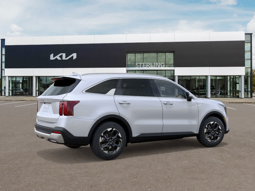 2025 Kia Sorento S photo 4