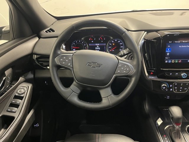 2023 Chevrolet Traverse RS photo 2