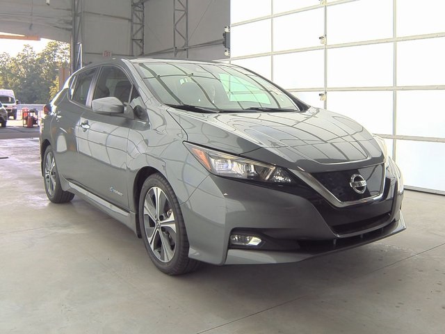 2019 Nissan Leaf SV photo 2