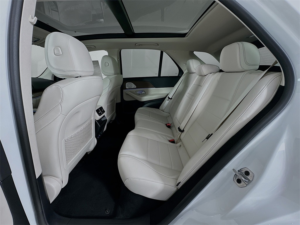 2026 Mercedes Benz GLE 450 4MATIC photo 22