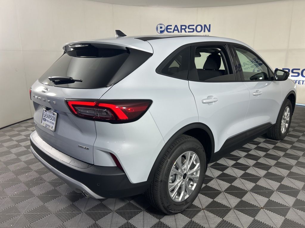 2026 Ford Escape Active photo 5