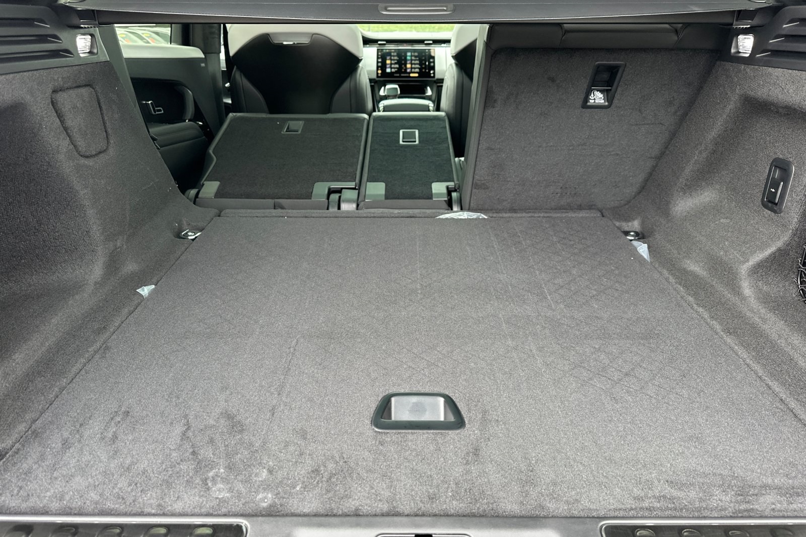 2025 Land Rover Range Rover Sport photo 17
