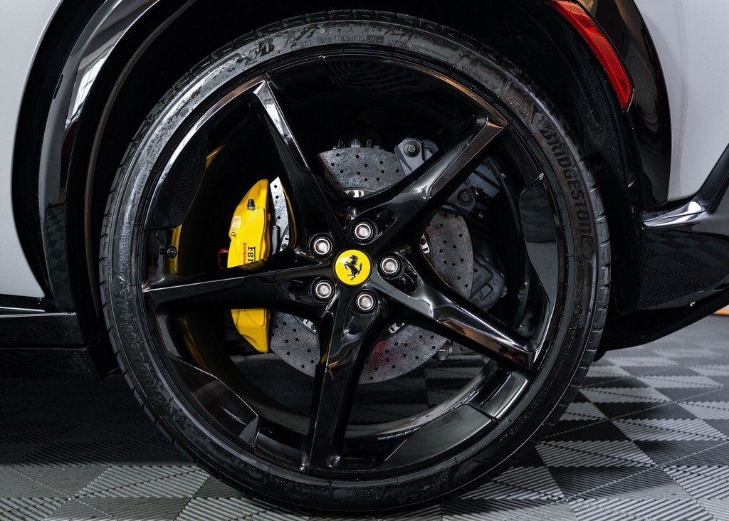 2025 Ferrari Purosangue photo 6