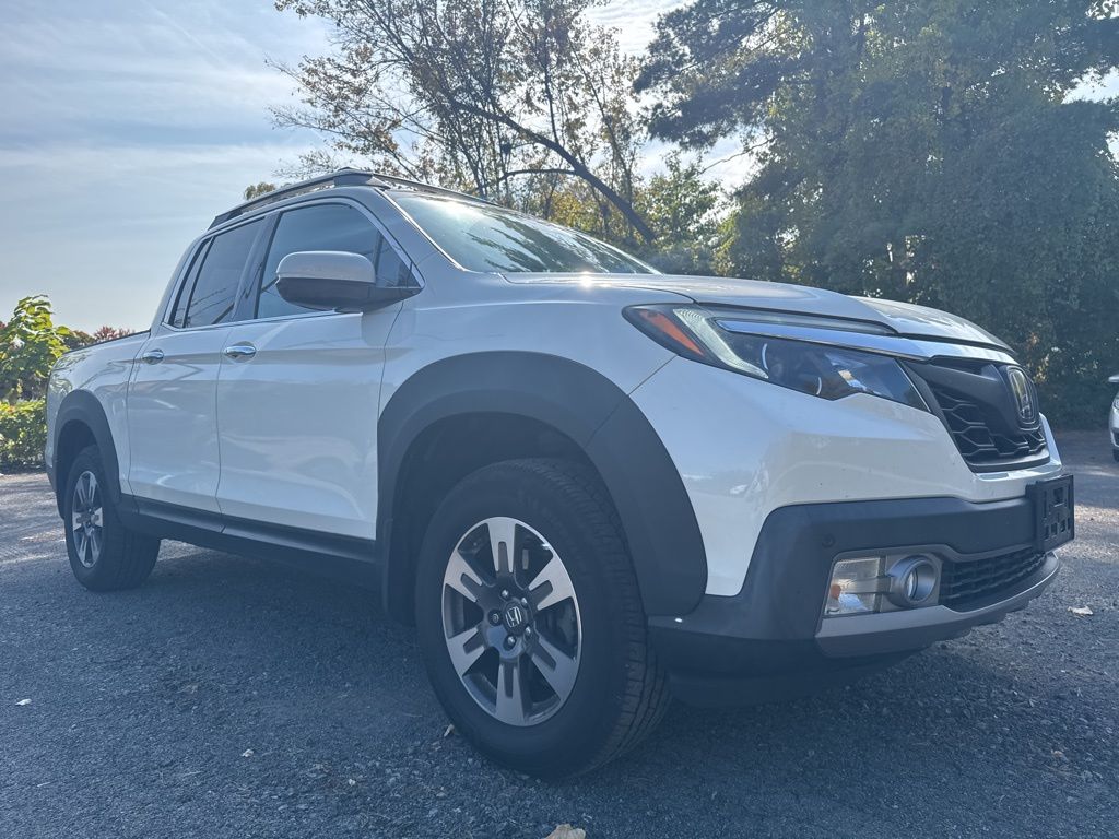 2018 Honda Ridgeline RTL-E photo 3