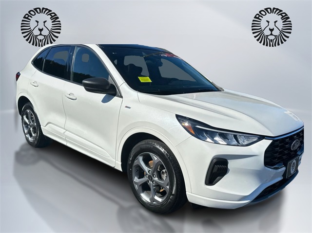 2023 Ford Escape ST-Line photo 3