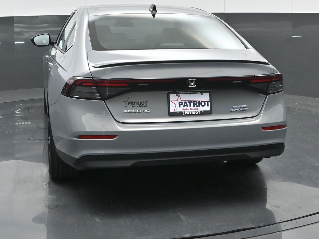 2025 Honda Accord Hybrid Sport photo 2