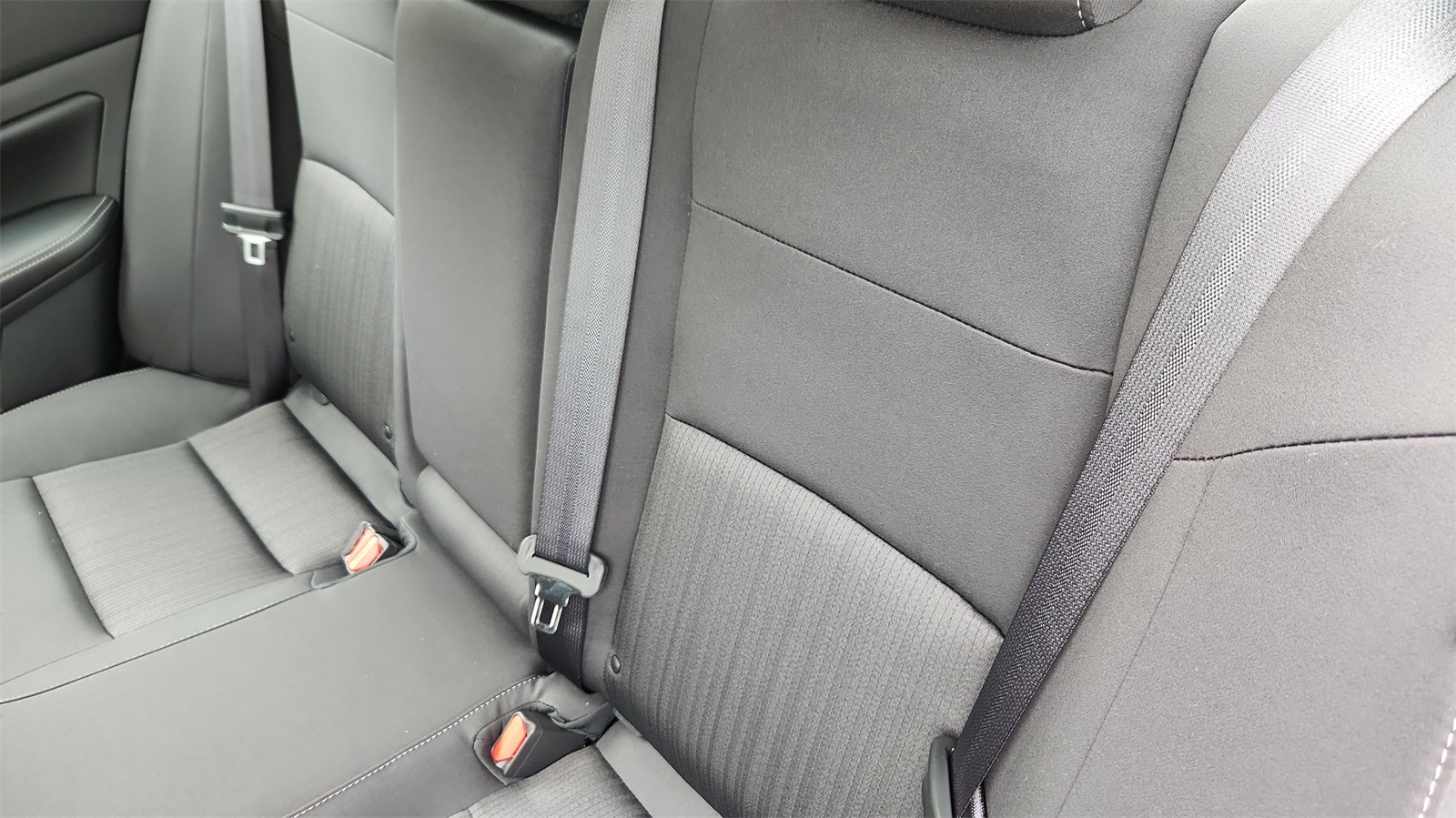 2025 Nissan Altima 2.5 SV photo 9