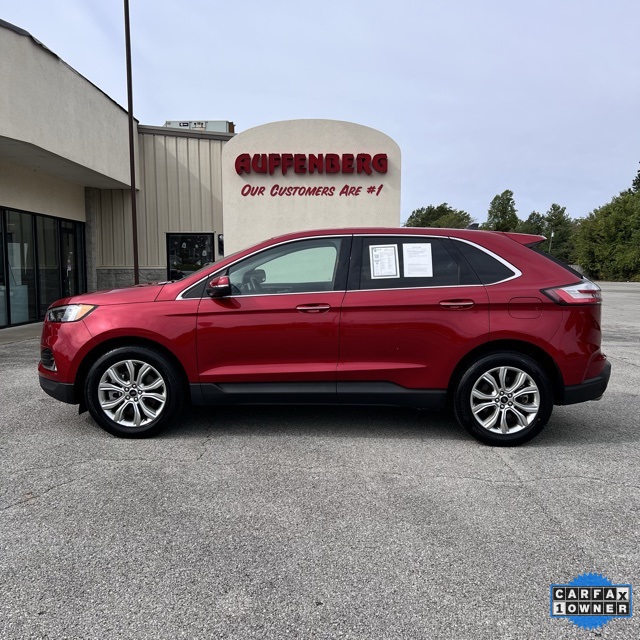 2024 Ford Edge Titanium's photo