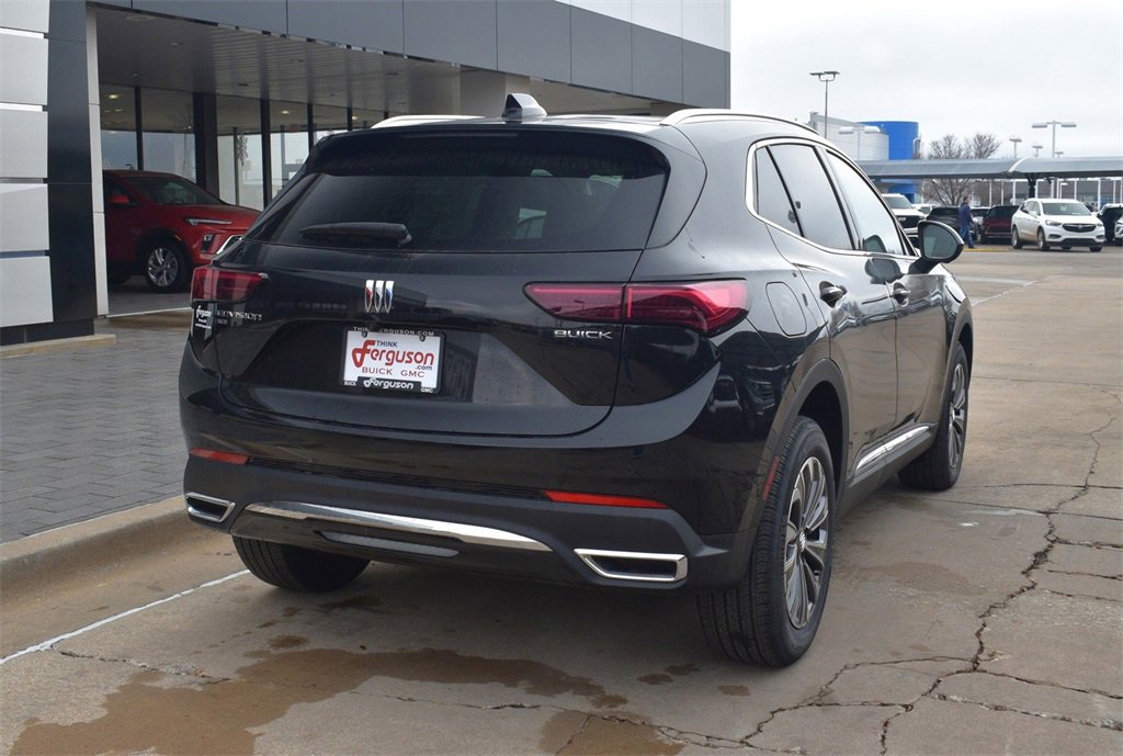 2025 Buick Envision Preferred photo 3