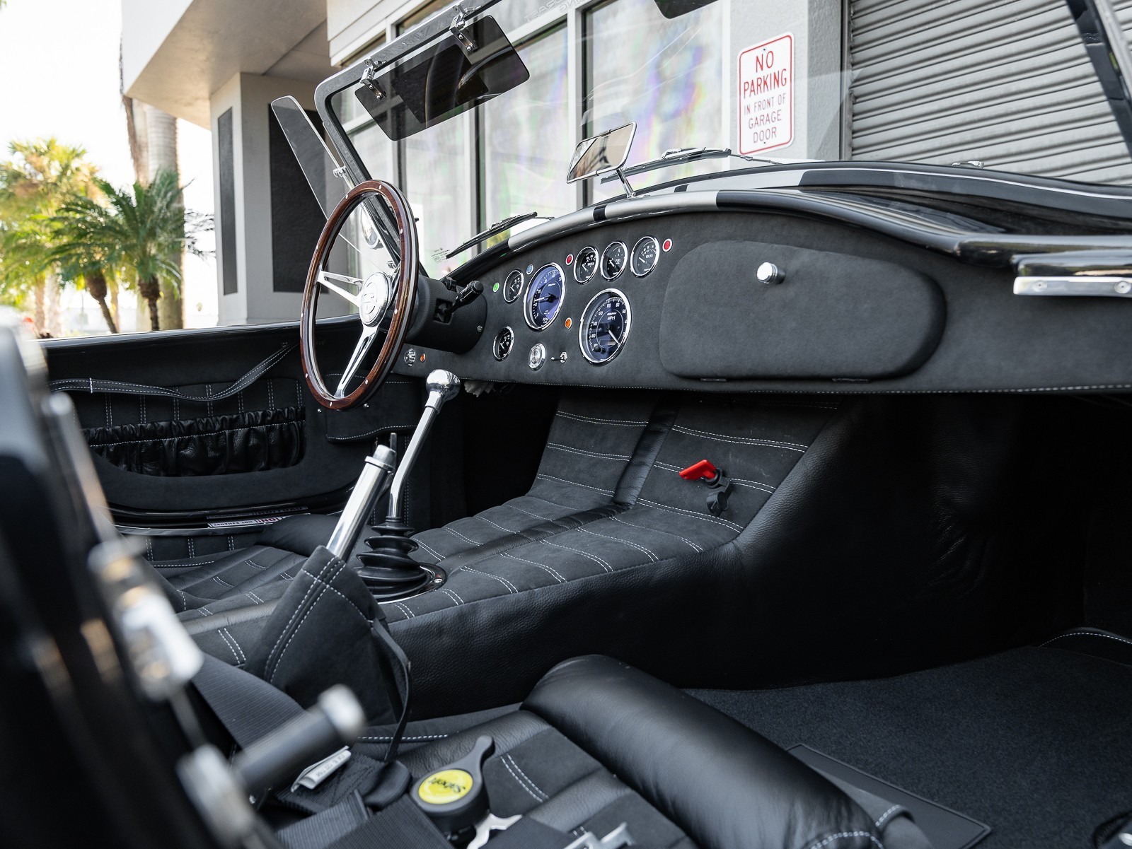 2025 Backdraft Roadster RT photo 2