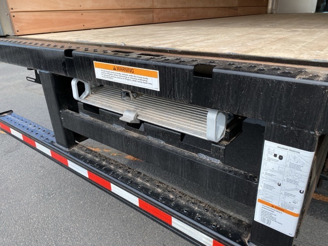 2024 Ford E-350 photo 19