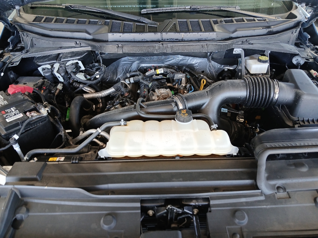 2023 Ford F-150 XLT photo 16