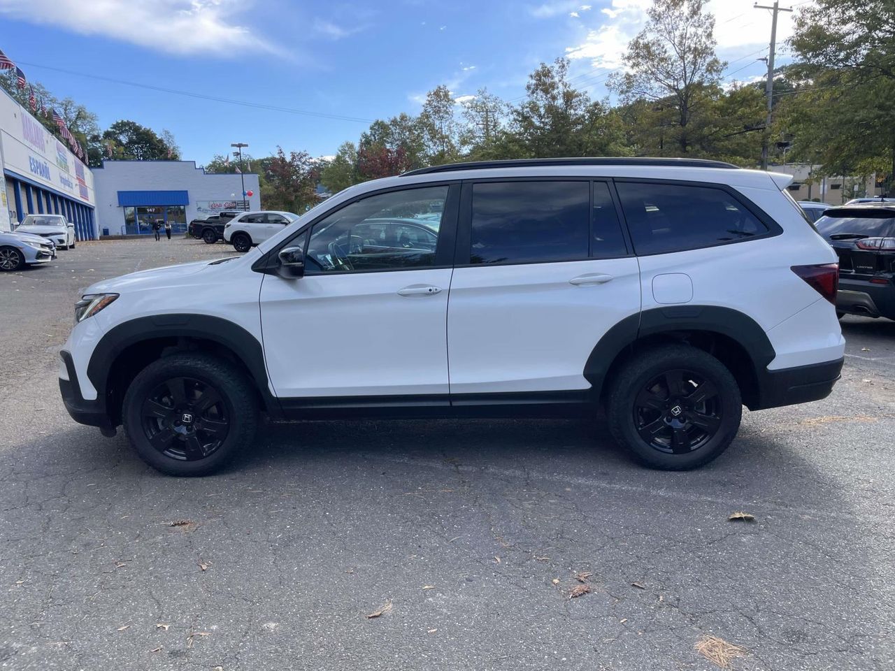 2022 Honda Pilot TrailSport photo 3