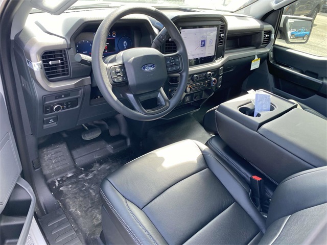 2025 Ford F-150 XL photo 10