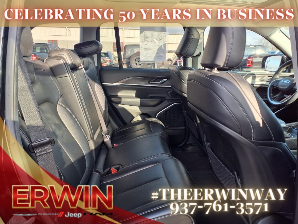 2024 Jeep Cherokee Limited 4xe photo 7