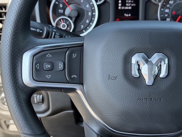 2025 Ram 1500 Tradesman photo 14