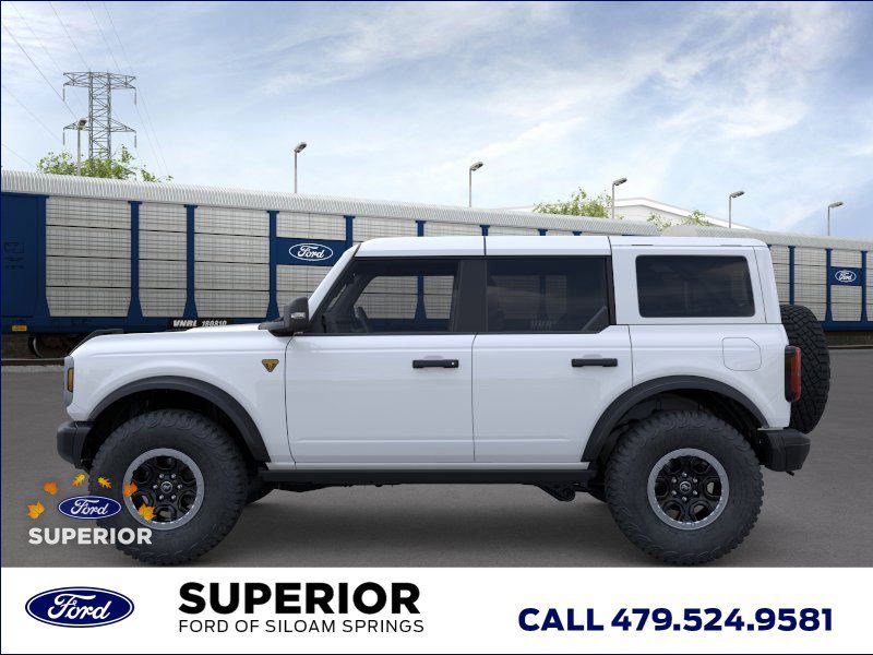 2025 Ford Bronco Badlands photo 3