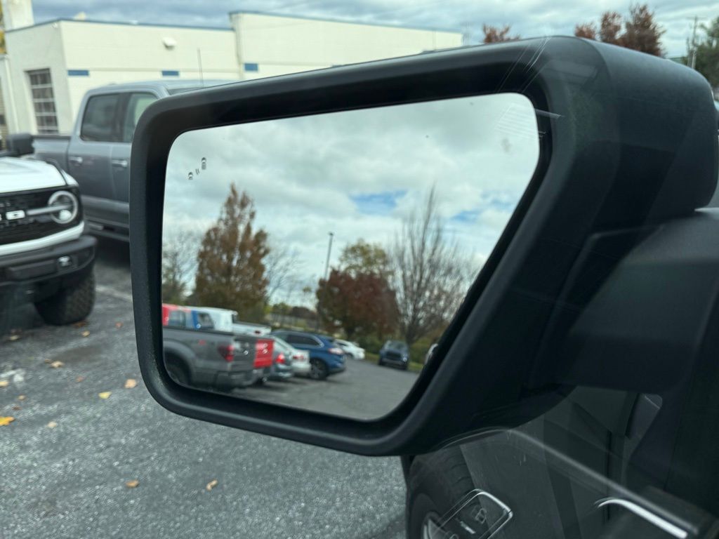 2022 Ford F-150 XLT photo 3