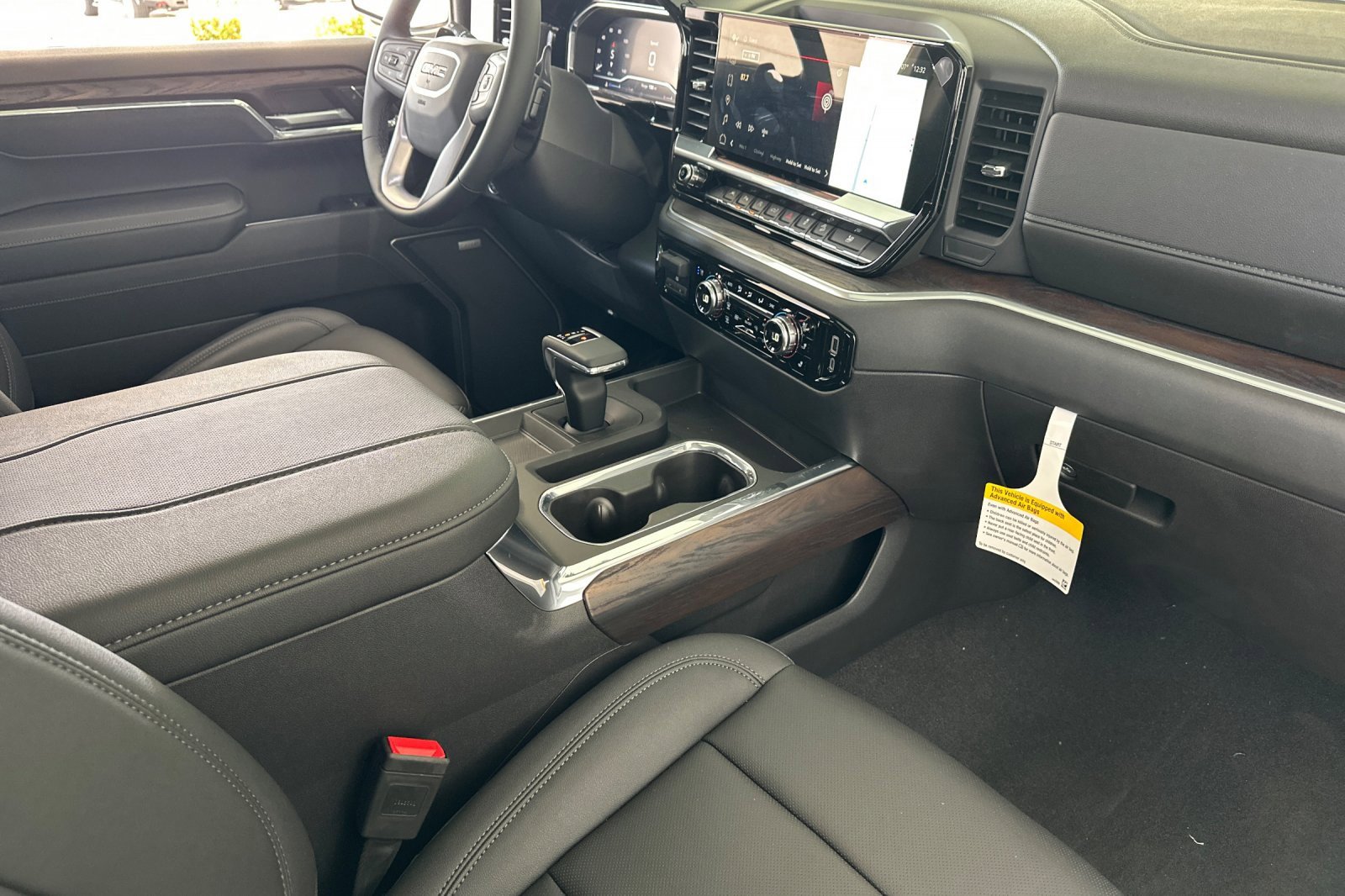 2025 Gmc Sierra 1500 SLT photo 15