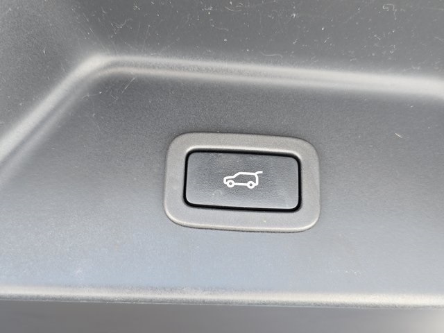 2020 Land Rover Range Rover SuperCharged photo 11