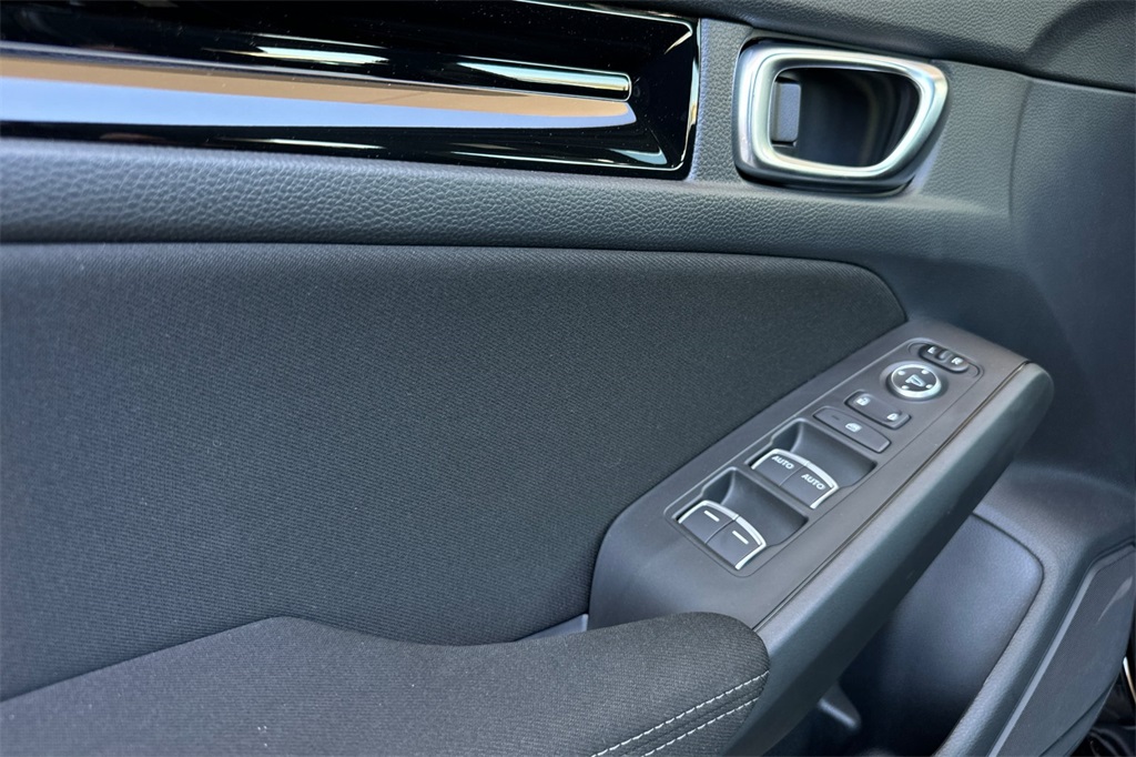 2026 Honda Civic Hybrid Sport photo 10