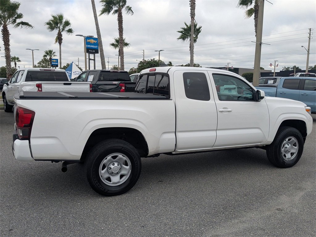 2022 Toyota Tacoma SR V6 photo 2