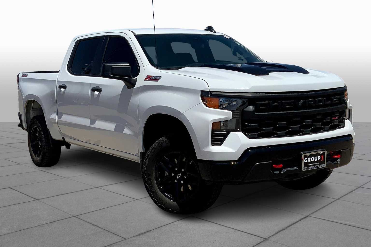 2024 Chevrolet Silverado 1500 Custom Trail Boss photo 2