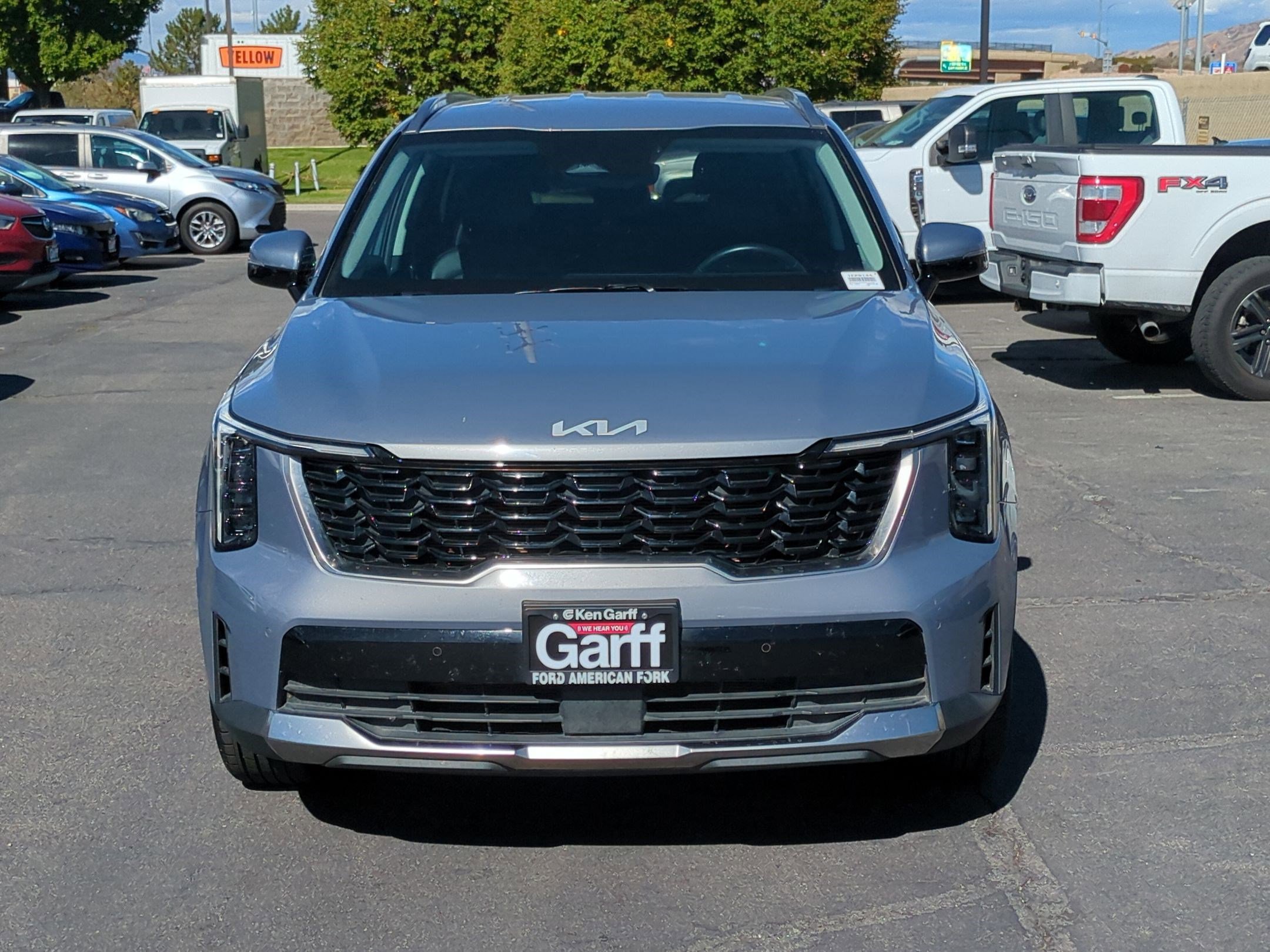 2024 Kia Sorento S photo 8