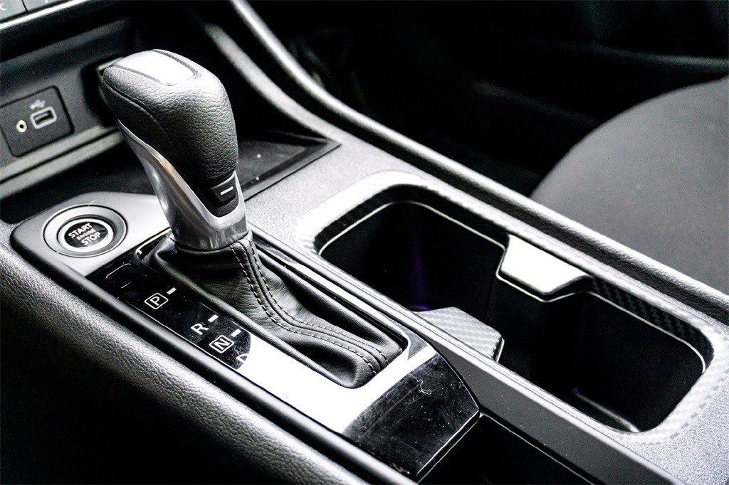 2025 Nissan Sentra S photo 23