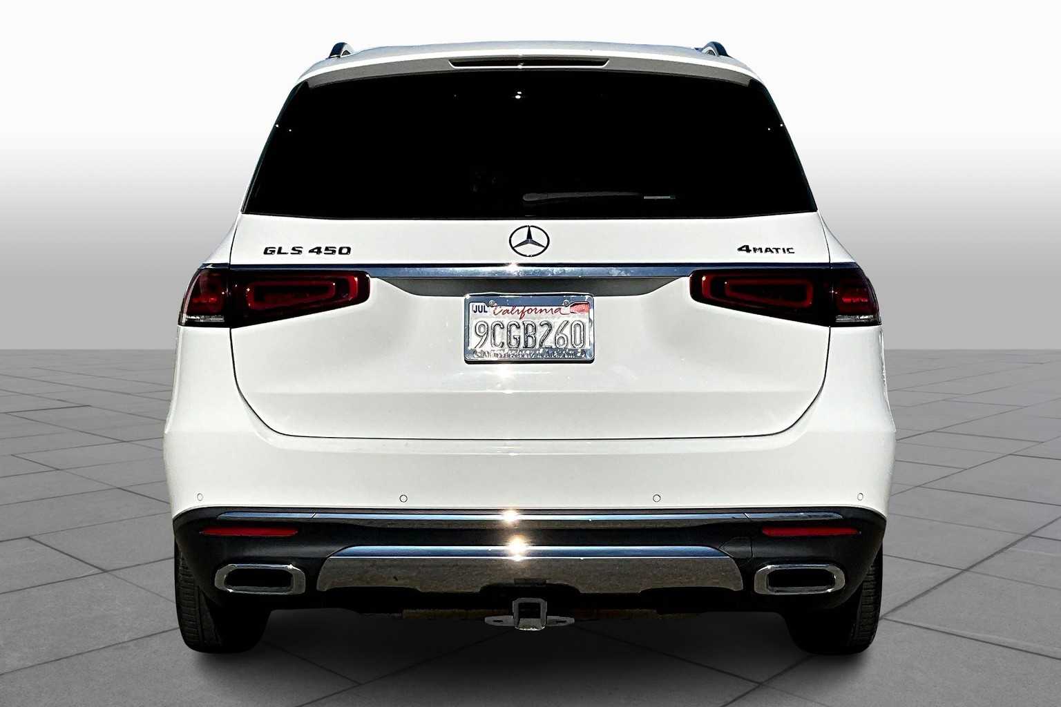 2022 Mercedes Benz GLS 450 4MATIC photo 4