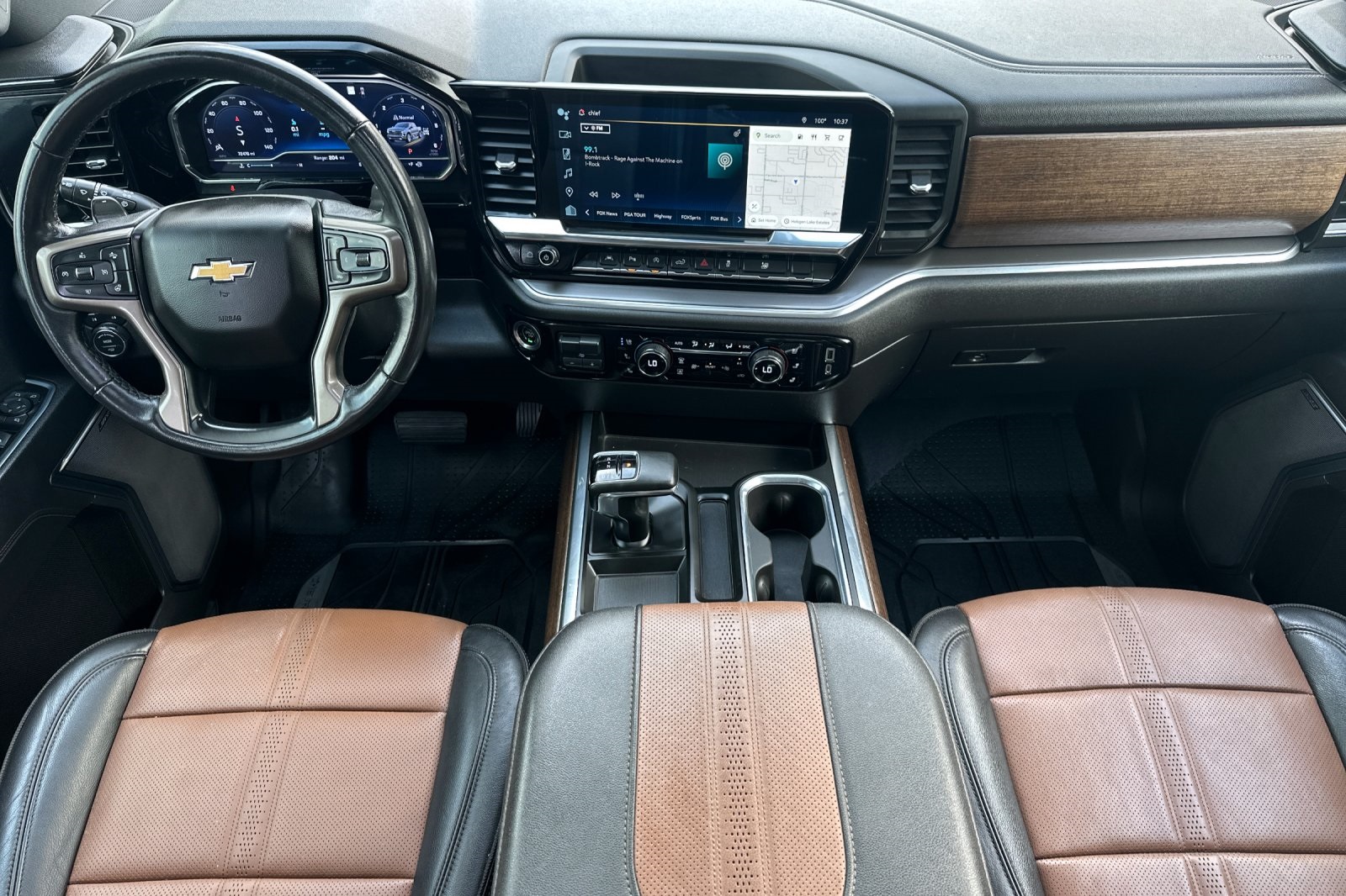 2023 Chevrolet Silverado 1500 High Country photo 13