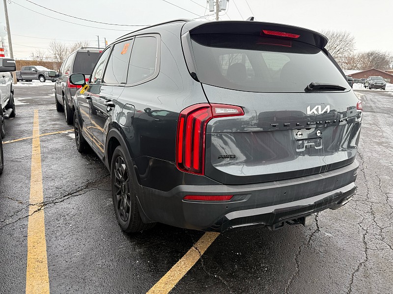 2022 Kia Telluride SX photo 4