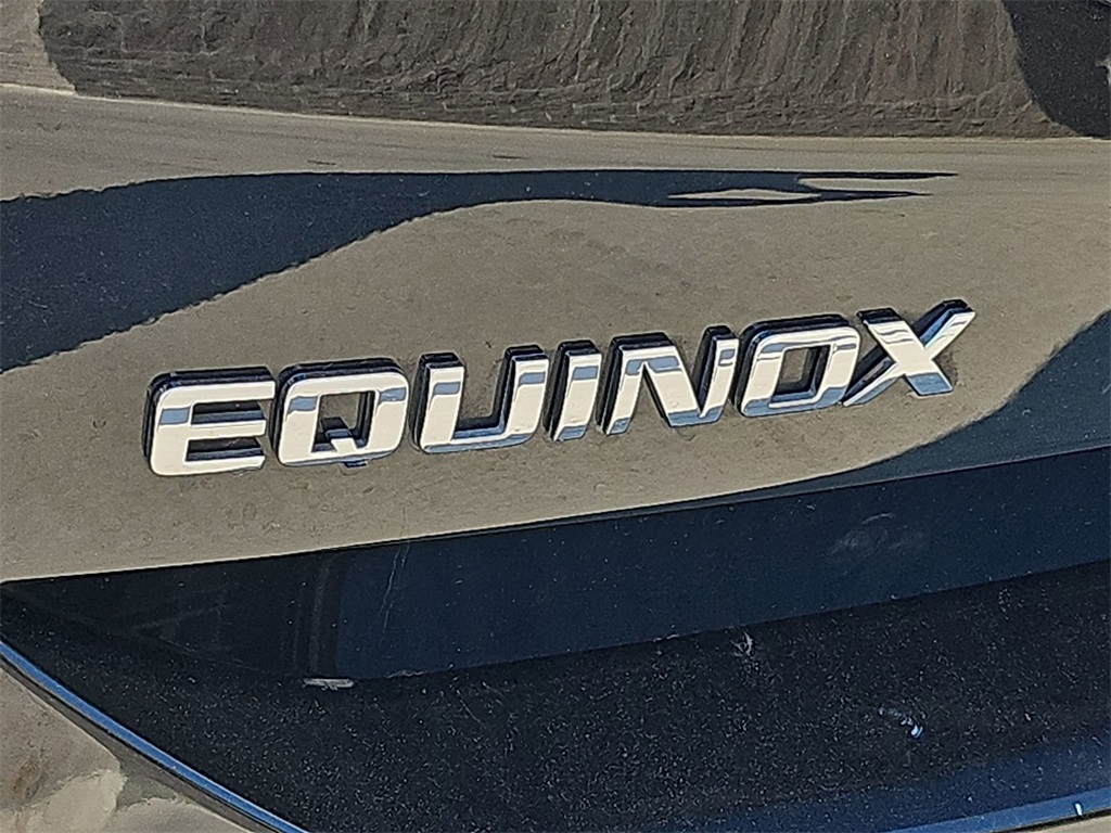 2022 Chevrolet Equinox LS photo 17