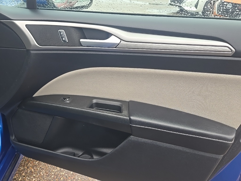 2018 Ford Fusion Hybrid S photo 21