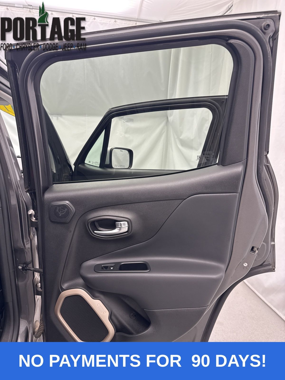2017 Jeep Renegade Limited photo 31