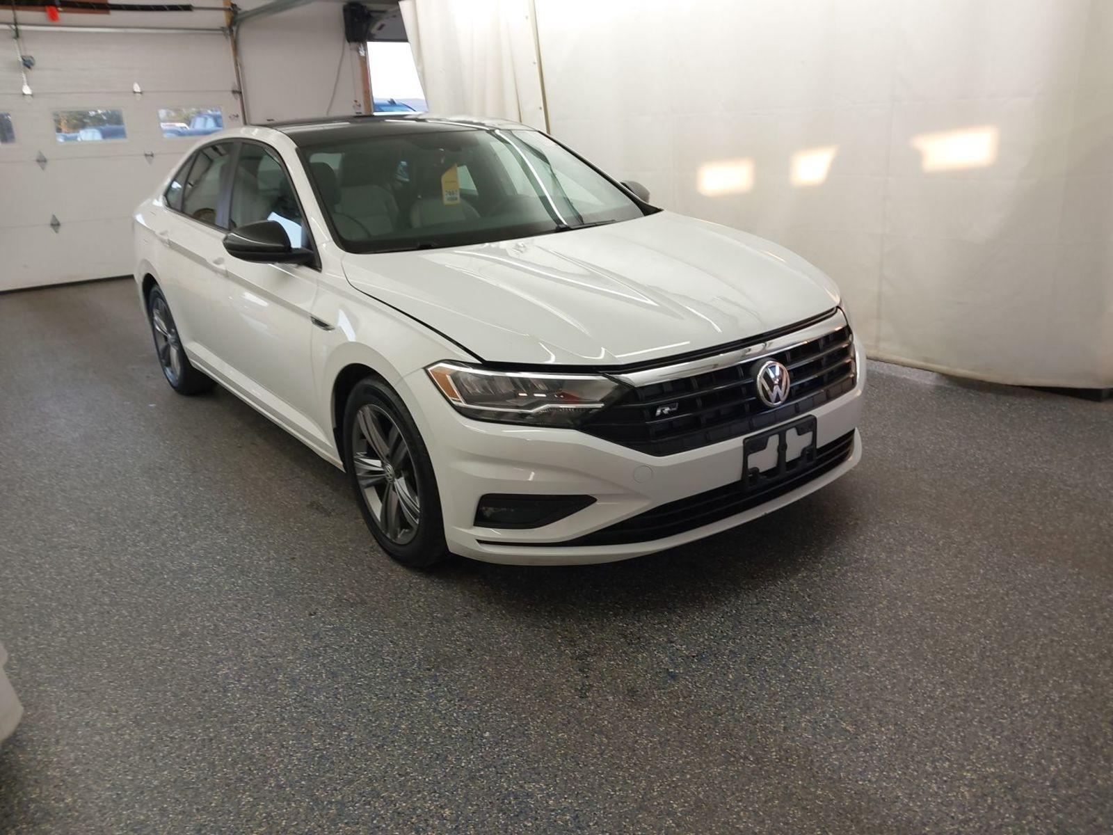 2021 Volkswagen Jetta R-Line photo 8