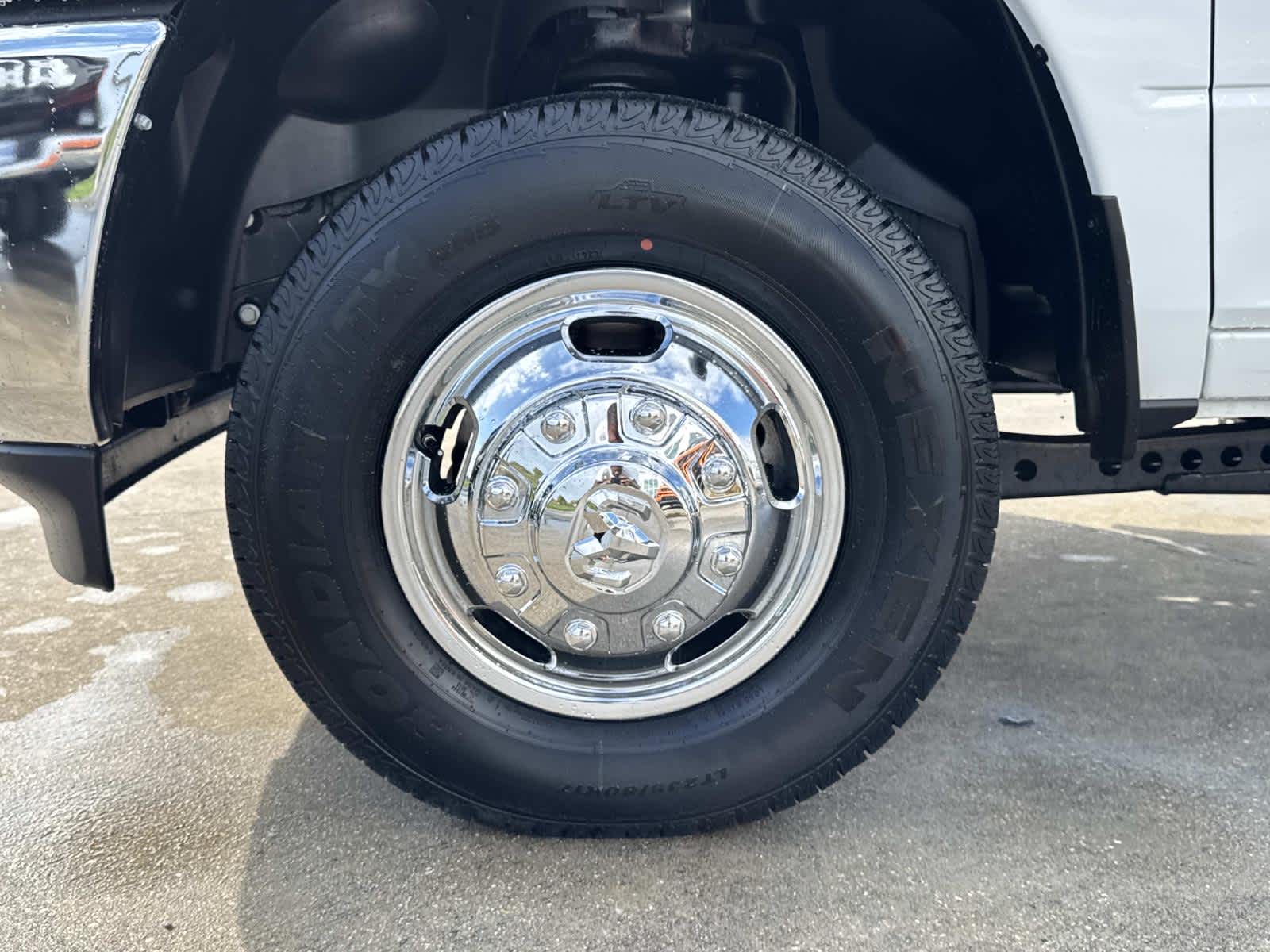 2026 Ram 3500 Tradesman photo 3