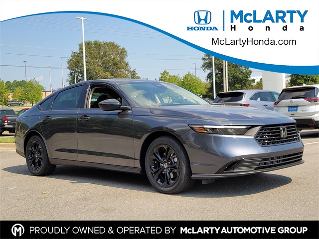 2025 Honda Accord SE's photo